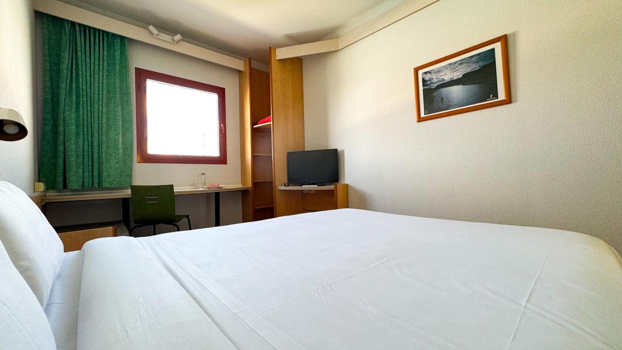 Hotel Iris Guadalajara Zewnętrze zdjęcie